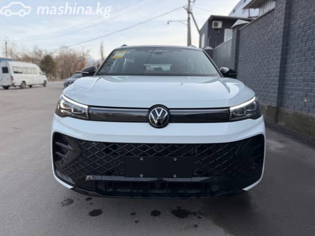 Volkswagen Tiguan III (China Market) 2.0 AMT 4WD