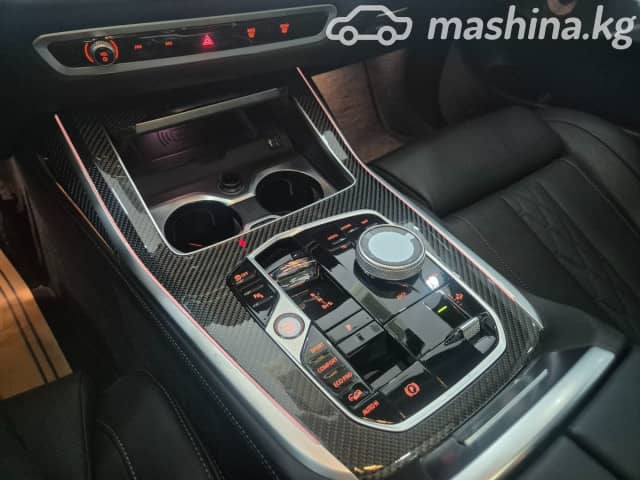 BMW X7 I (G07) Рестайлинг M60i 4.4 AT 4WD