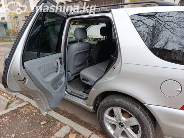 Mercedes-Benz M-Класс I (W163) Рестайлинг 350 3.7 AT 4WD