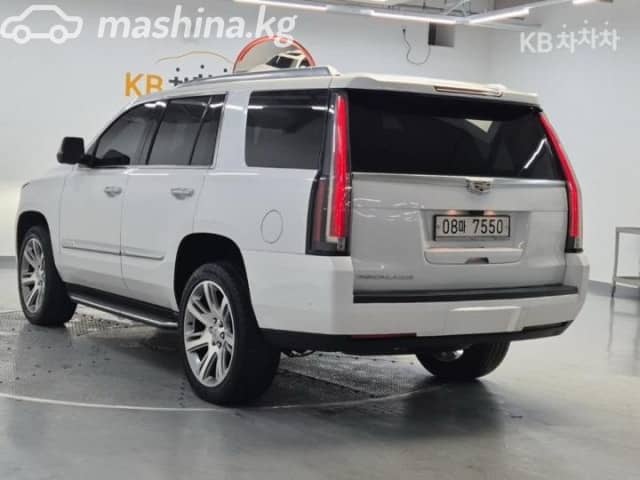 Cadillac Escalade IV 6.2 AT 4WD