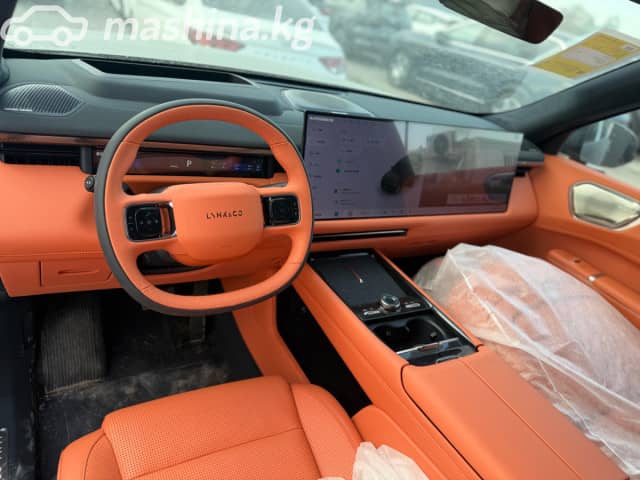 Lynk & Co 900 2.0hyb AT 4WD