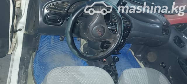 Daewoo Lanos (Sens) 1.5 MT