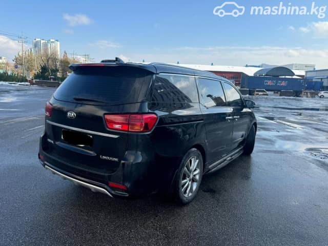 Kia Carnival III 3.3 AT