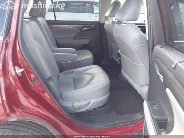 Toyota Highlander IV (U70) 2.5hyb AT 4WD