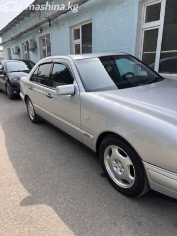 Mercedes-Benz E-Класс II (W210, S210) 320 3.2 AT