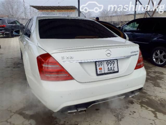 Mercedes-Benz S-Класс V (W221) 550 5.5 AT 4WD