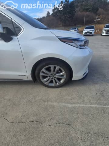 Toyota Sienna IV 2.5hyb AT