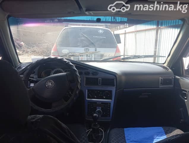 Daewoo Nexia I Рестайлинг 1.5 MT