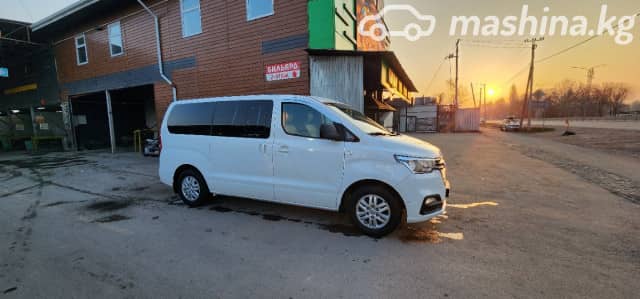 Hyundai Starex (H-1) II Рестайлинг 2 2.5d AT