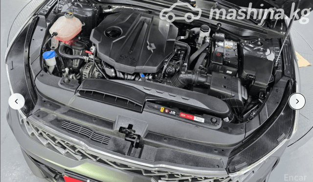 Kia K5 III 2.0 AT