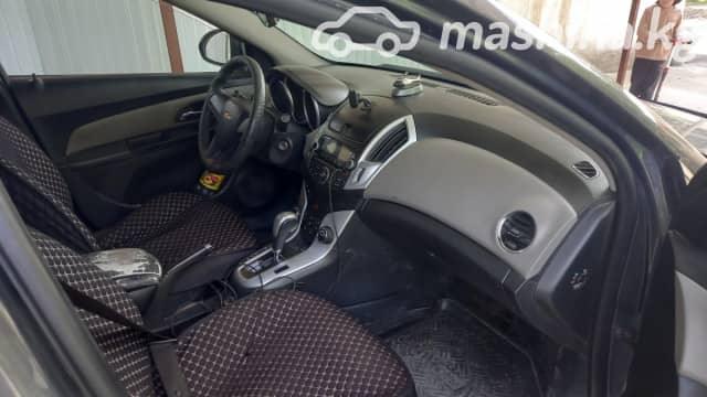 Chevrolet Cruze I Рестайлинг 1.6 AT