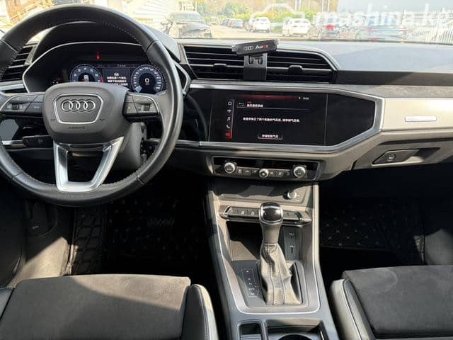 Audi Q3 II (F3) 35 TFSI 1.4 AMT