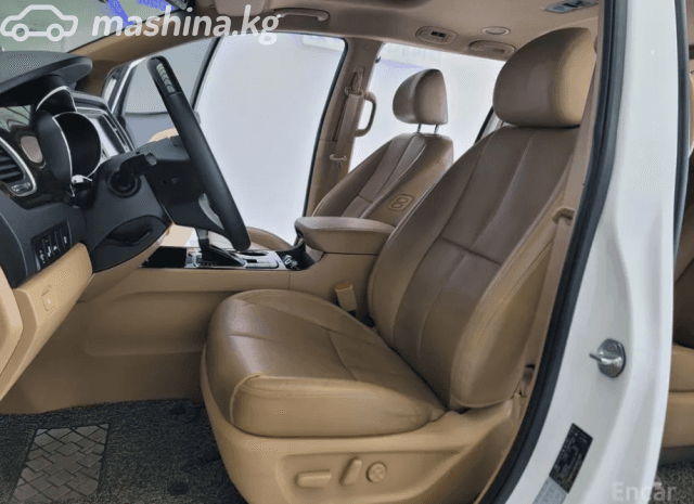 Kia Carnival III 2.2d AT