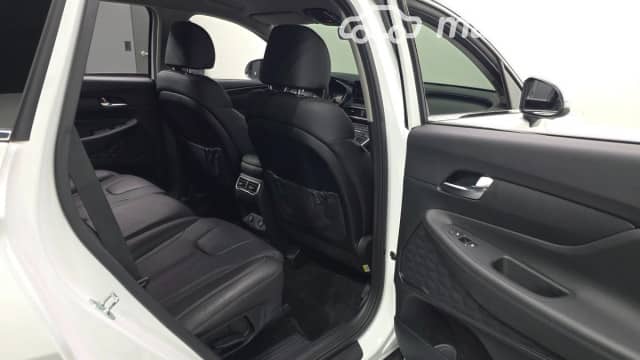Hyundai Santa Fe IV Рестайлинг 2.2d AMT