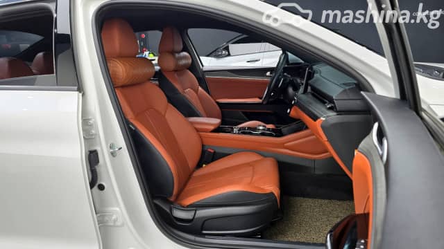 Kia K5 III Рестайлинг 2.0hyb AT