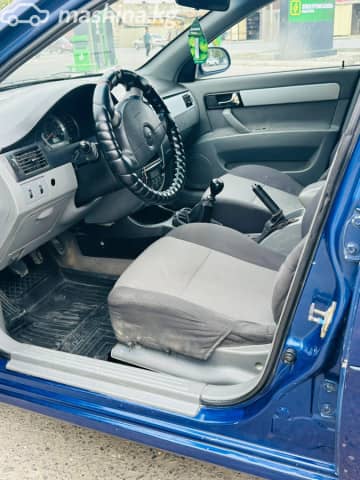 Chevrolet Lacetti 1.6 MT