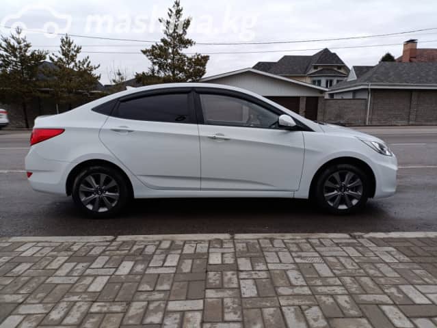 Hyundai Accent IV 1.4 CVT