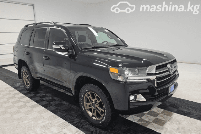 Toyota Land Cruiser 200 Series Рестайлинг 2 5.7 AT 4WD
