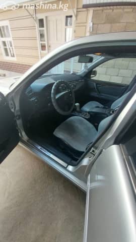 Mercedes-Benz E-Класс II (W210, S210) Рестайлинг 240 2.4 AT