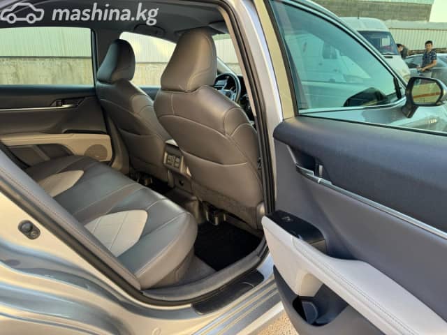 Toyota Camry VIII (XV70) 2.5hyb CVT