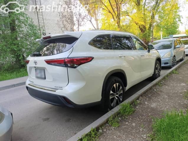 Toyota Highlander IV (U70)