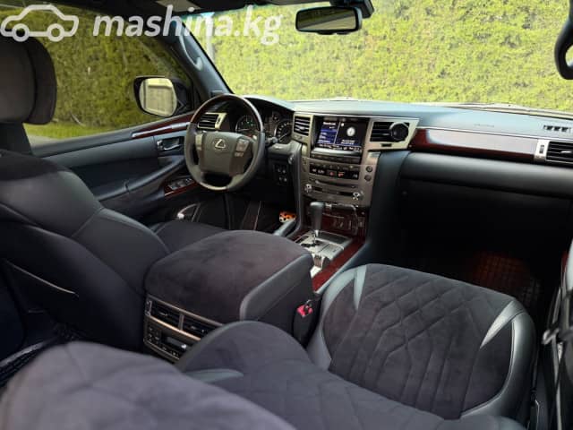 Lexus LX III Рестайлинг 570 5.7 AT 4WD