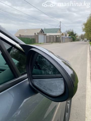 Kia K5 III 1.6 AT