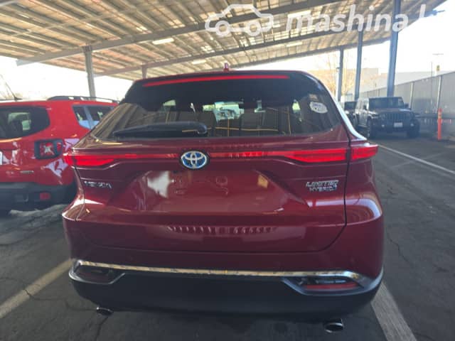 Toyota Venza II 2.5hyb CVT 4WD