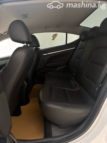 Hyundai Avante VI Рестайлинг 1.6 CVT
