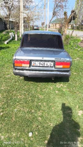 ВАЗ (Lada) 2107 21074-20 1.6 MT