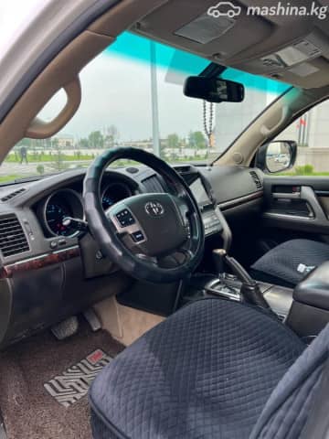 Toyota Land Cruiser 200 Series 4.7 AT 4WD