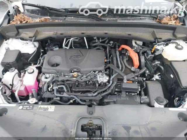 Toyota Grand Highlander 2.5hyb CVT 4WD
