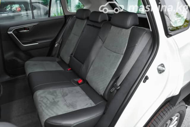 Toyota RAV4 V (XA50) 2.5 AT 4WD