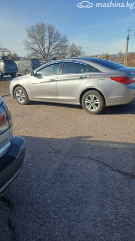 Hyundai Sonata VI (YF) 2.0 AT