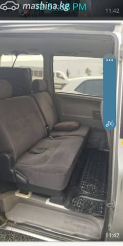 Toyota Noah I (R60) 2.0 AT
