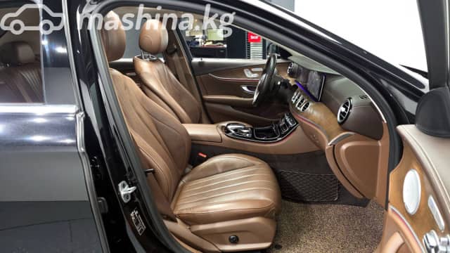 Mercedes-Benz E-Класс V (W213, S213, C238) 350 2.0 AT 4WD