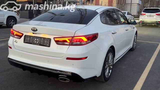 Kia K5 II 2.0 AT