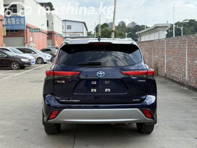 Toyota Grand Highlander 2.4 AT 4WD