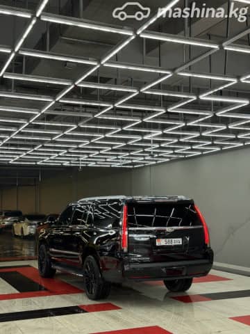 Cadillac Escalade IV 6.2 AT 4WD