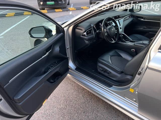 Toyota Camry VIII (XV70) 2.5 AT