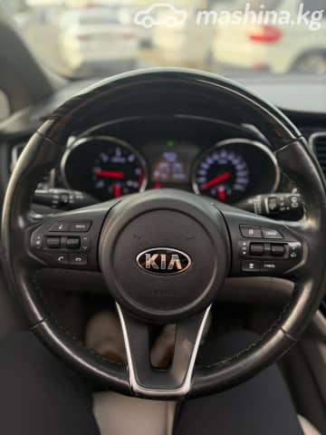 Kia Carnival III 2.2d AT