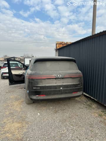 Denza N9 2.0hyb CVT 4WD