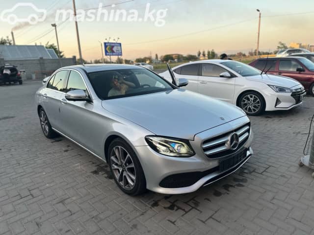 Mercedes-Benz E-Класс V (W213, S213, C238) 300 2.0 AT 4WD