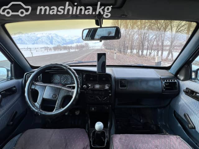 Volkswagen Passat B3 1.8 MT
