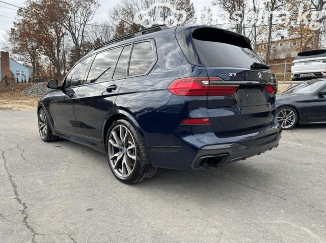 BMW X7 I (G07) M50i 4.4 AT 4WD