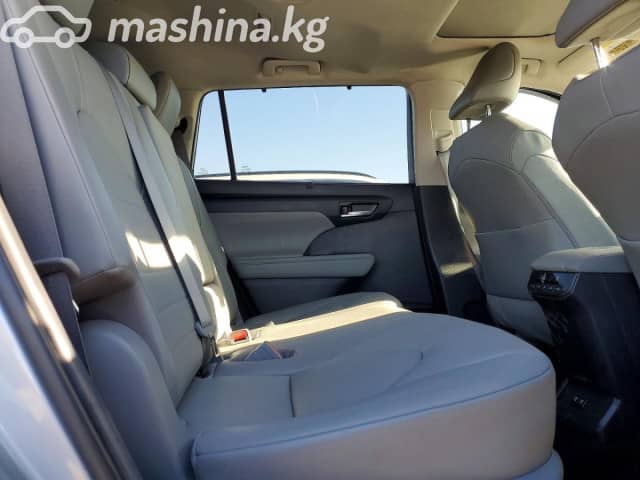 Toyota Highlander IV (U70) 2.5hyb AT 4WD