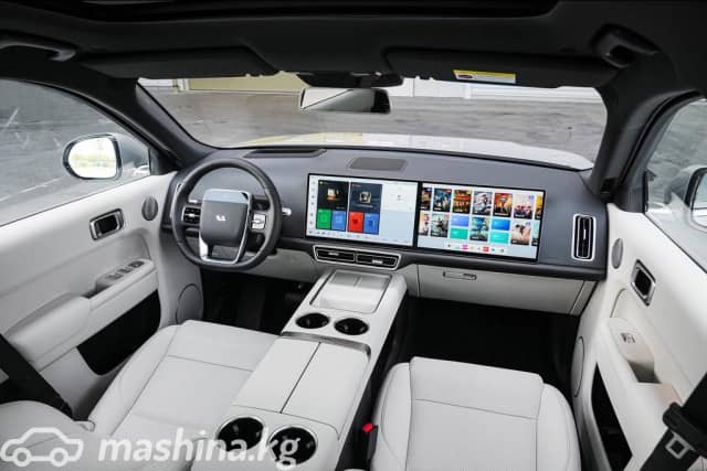 LiXiang L9 Max 1.5hyb AT 4WD