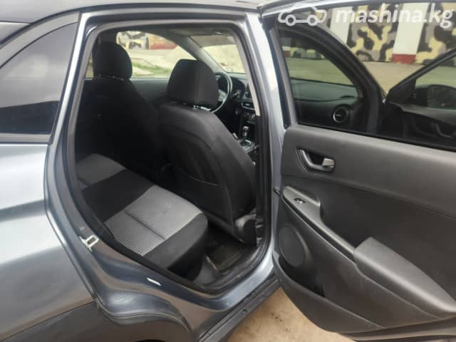 Hyundai Kona I 2.0 AT