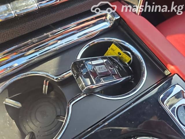 Rolls-Royce Cullinan I 6.7 AT AWD