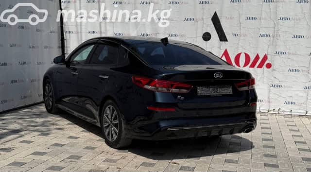 Kia K5 II 2.0 AT